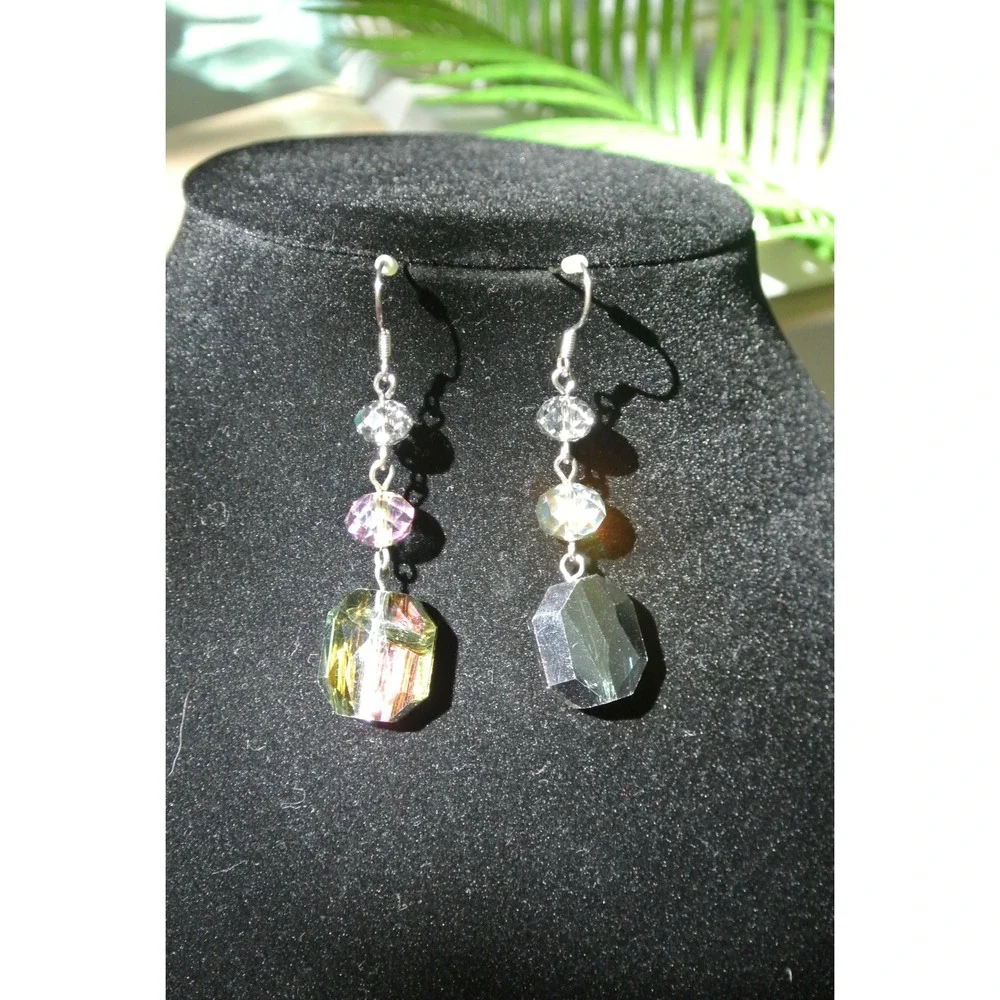Ann Taylor Iridescent Crystal Aurora Borealis Tiered Drop Earrings OS
